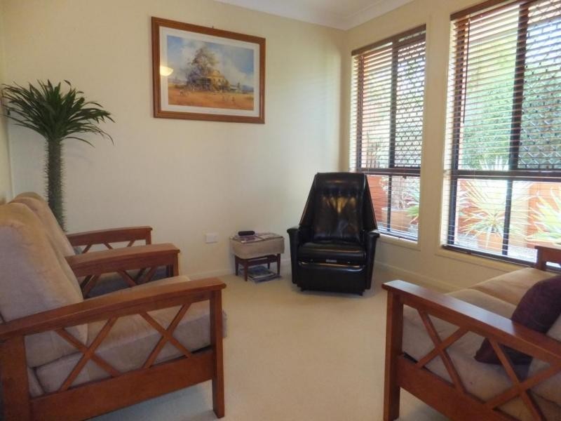8 NELSON STREET, Childers QLD 4660