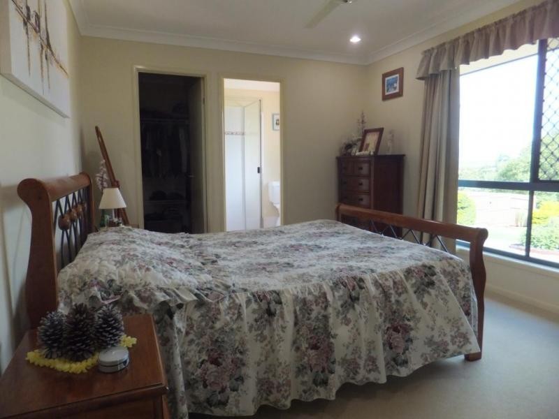 8 NELSON STREET, Childers QLD 4660
