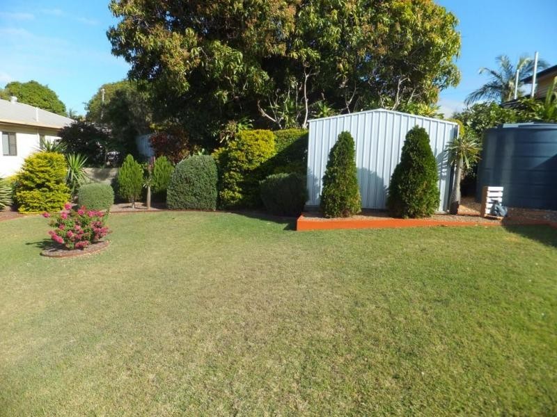 8 NELSON STREET, Childers QLD 4660