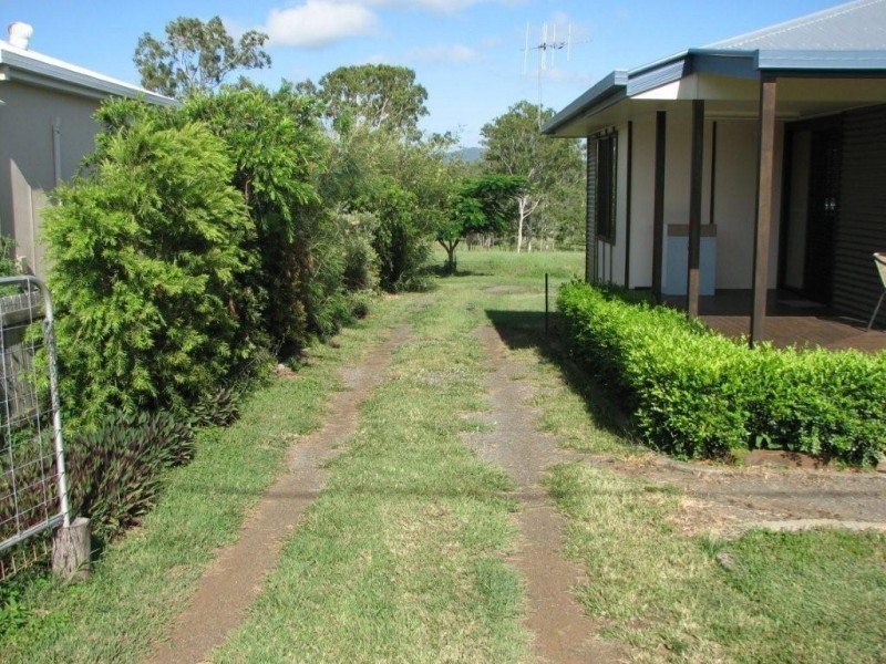 8 HORTON STREET, Biggenden QLD 4621
