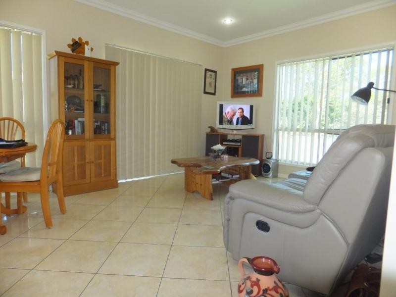 84 OAKVIEW DRIVE, Redridge QLD 4660