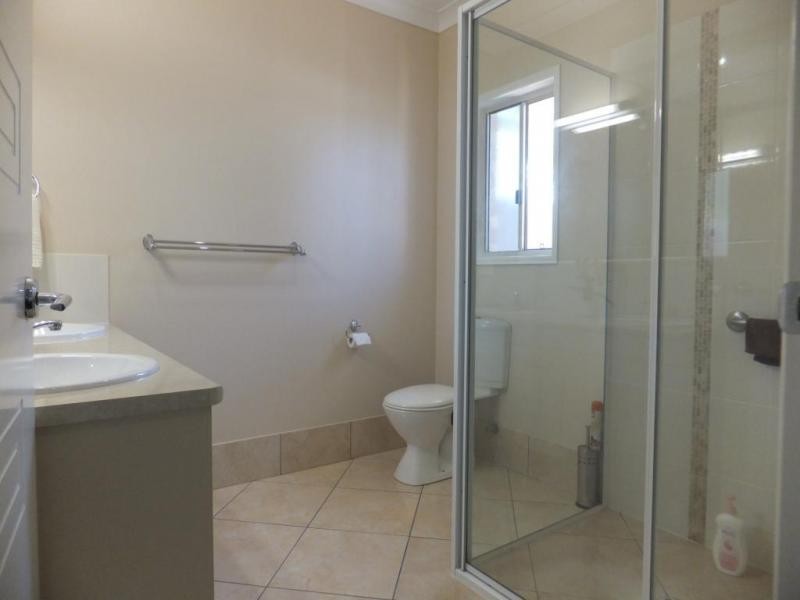 84 OAKVIEW DRIVE, Redridge QLD 4660