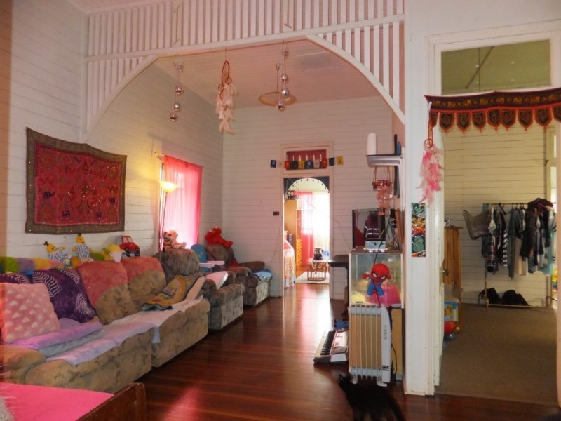 18 WEST STREET, Childers QLD 4660