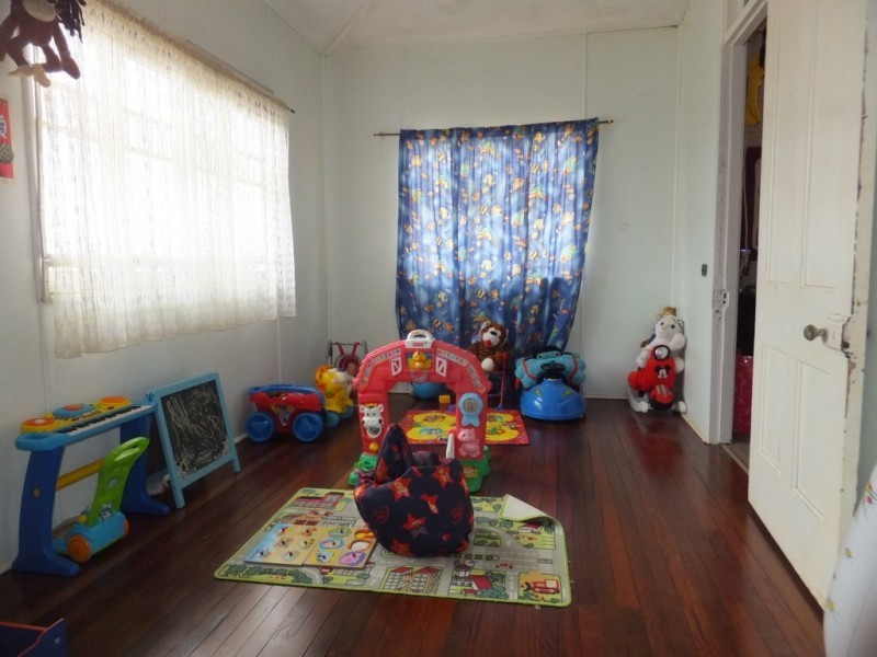 18 WEST STREET, Childers QLD 4660