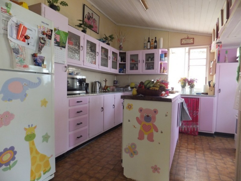18 WEST STREET, Childers QLD 4660