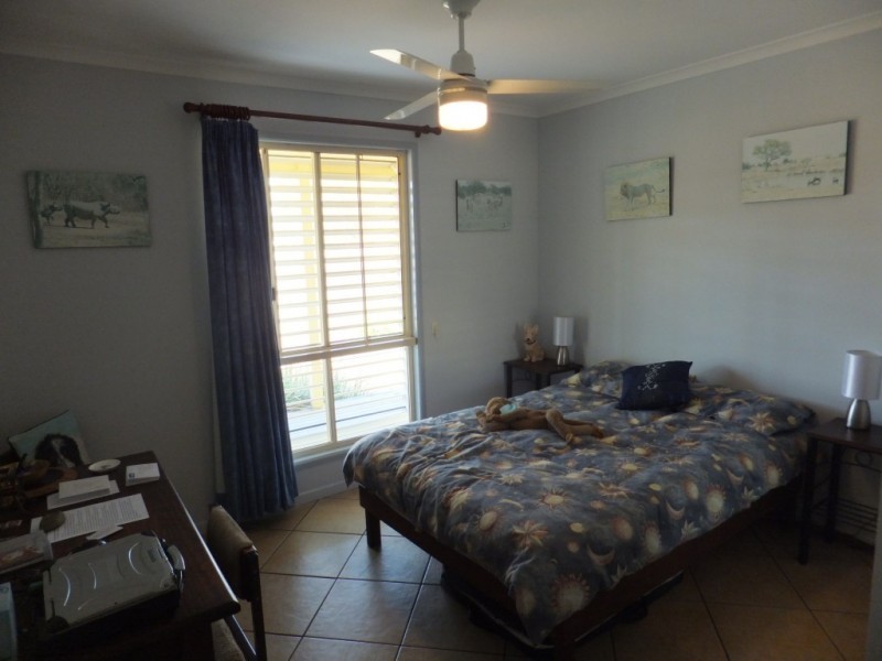 63 RIVER ROAD, Buxton QLD 4660