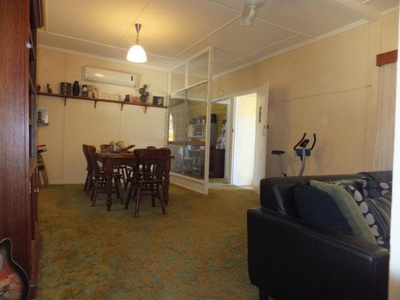 182 CHURCHILL STREET, Childers QLD 4660