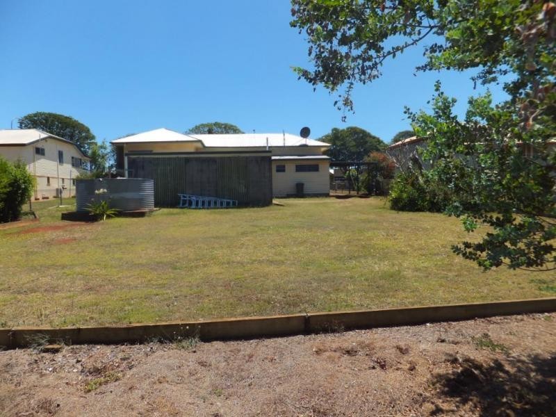 182 CHURCHILL STREET, Childers QLD 4660