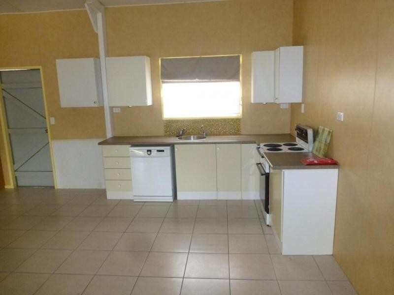 236 STOCKYARD ROAD, North Isis QLD 4660