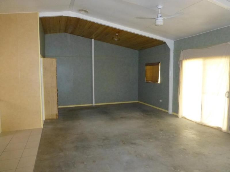 236 STOCKYARD ROAD, North Isis QLD 4660