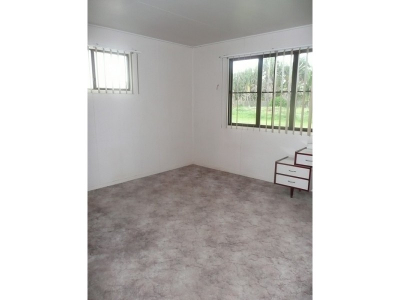 2 Hinkler Street, Childers QLD 4660