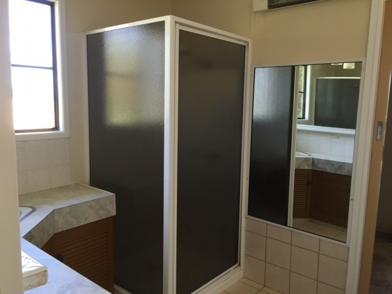 2 Hinkler Street, Childers QLD 4660