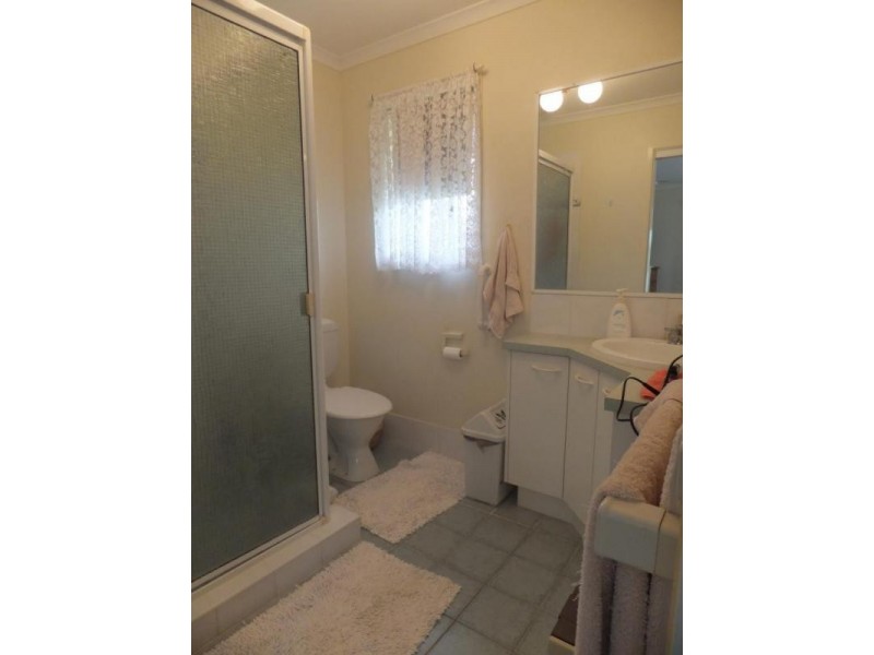 863 KNOCKROE ROAD, North Isis QLD 4660