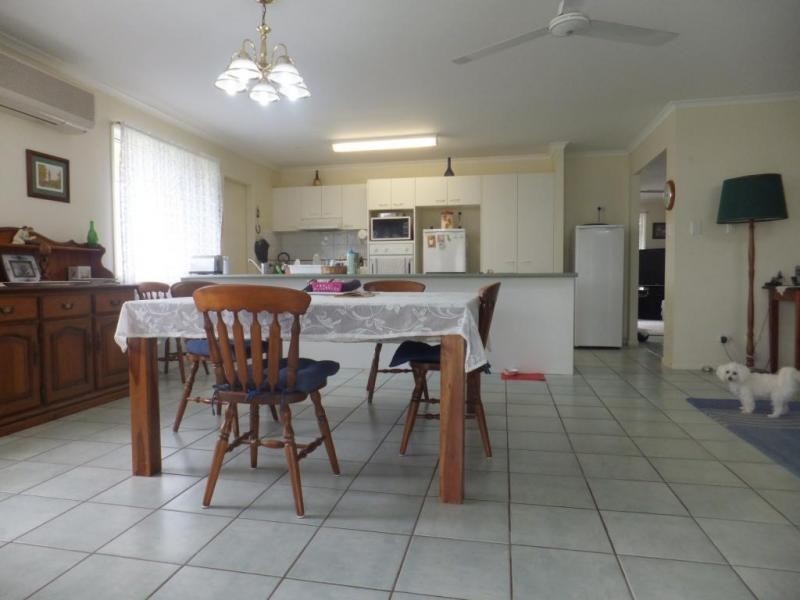 863 KNOCKROE ROAD, North Isis QLD 4660