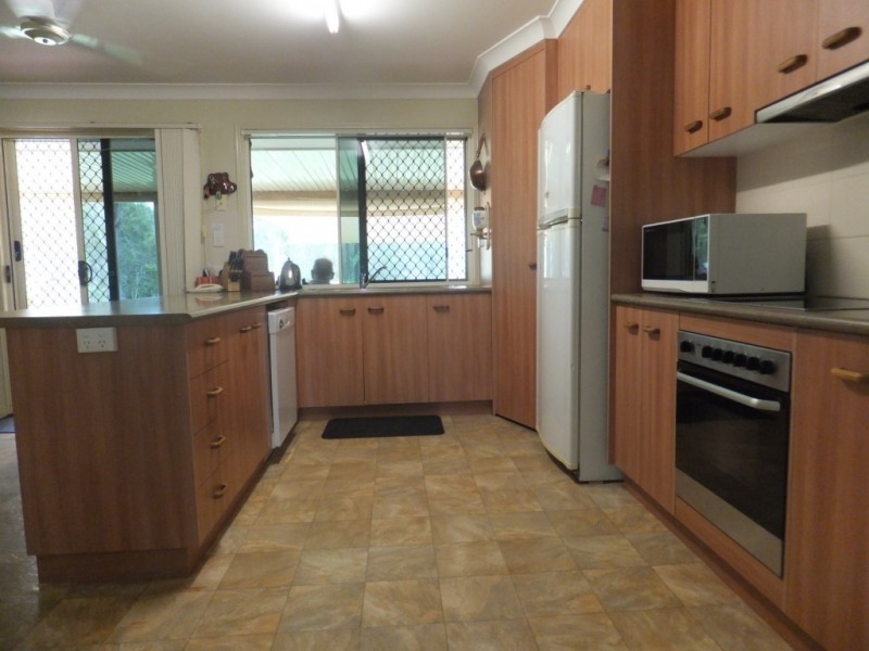 175 SUNNYBRAE CIRCUIT, Redridge QLD 4660