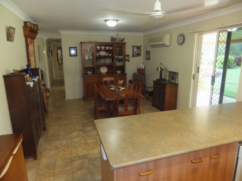 175 SUNNYBRAE CIRCUIT, Redridge QLD 4660