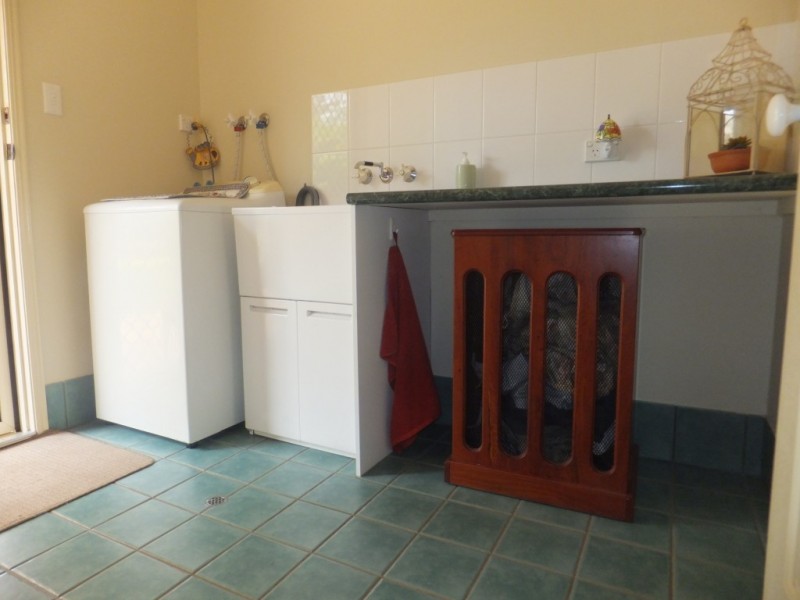 175 SUNNYBRAE CIRCUIT, Redridge QLD 4660