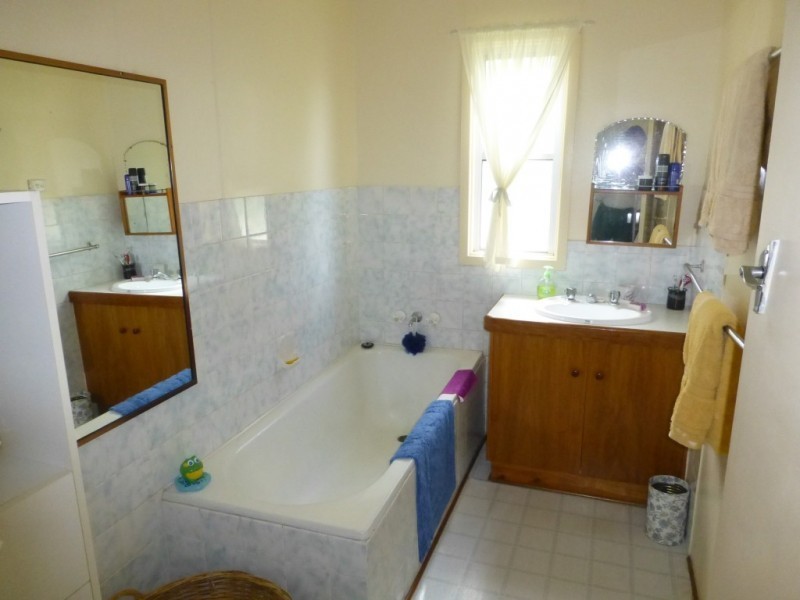 820 GOODNIIGHT SCRUB ROAD, Good Night QLD 4671