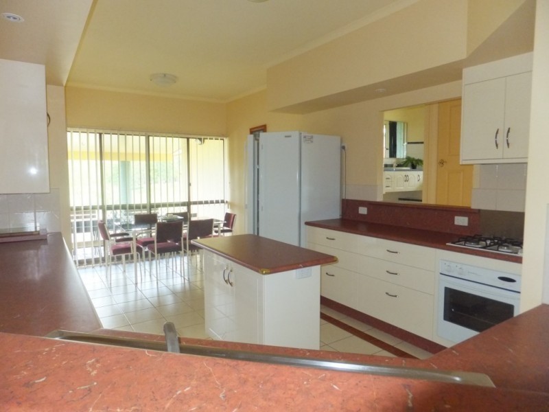 2 GREEN VALLEY COURT, North Isis QLD 4660