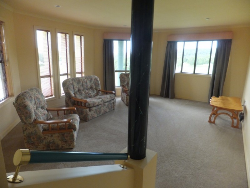 2 GREEN VALLEY COURT, North Isis QLD 4660