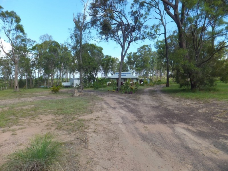 21 SUNNYBRAE CIRCUIT, Redridge QLD 4660