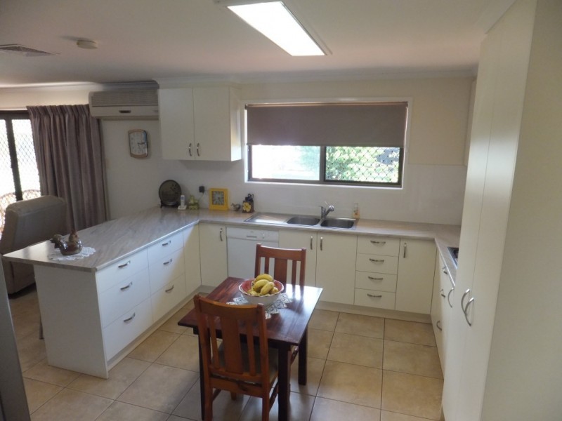 6 KEELEY STREET, Childers QLD 4660