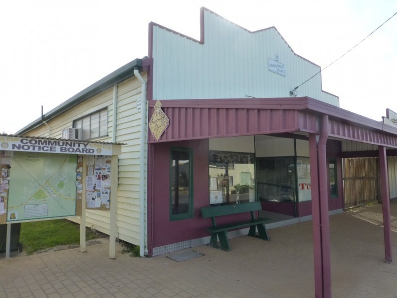 21 EDWARD STREET, Biggenden QLD 4621