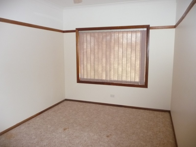 12 HOMANN STREET, Buxton QLD 4660