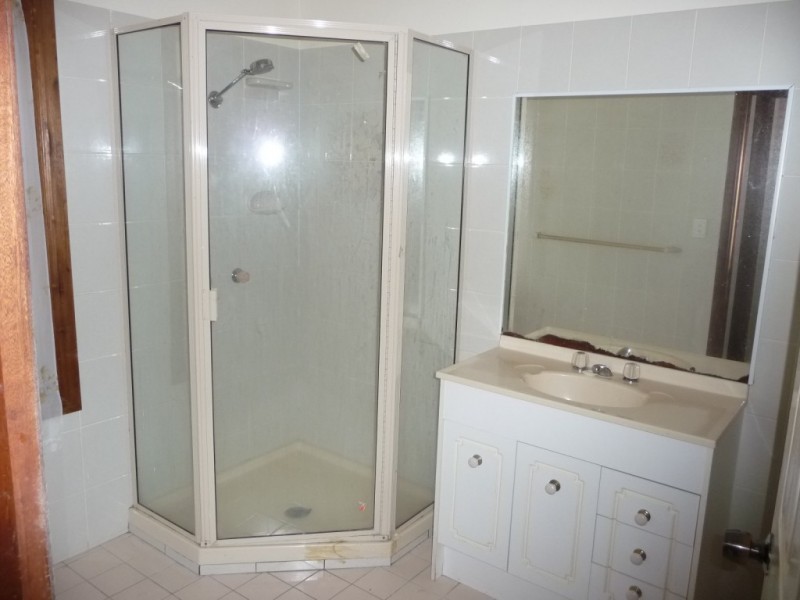 12 HOMANN STREET, Buxton QLD 4660