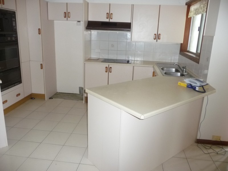 12 HOMANN STREET, Buxton QLD 4660