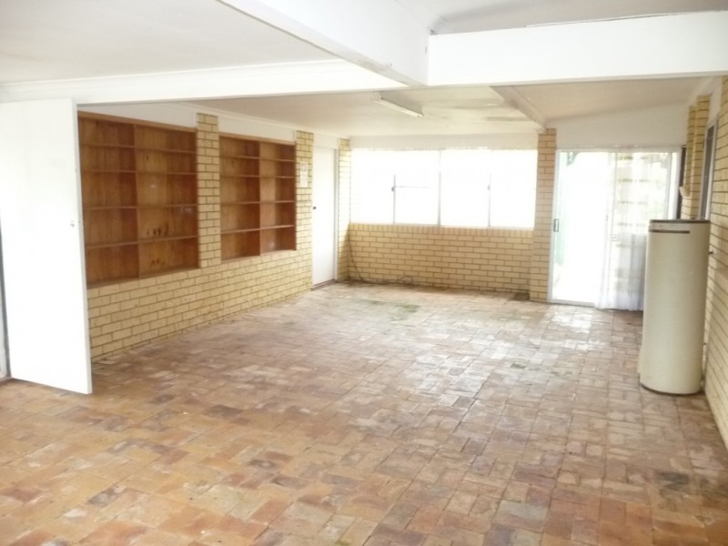 12 HOMANN STREET, Buxton QLD 4660