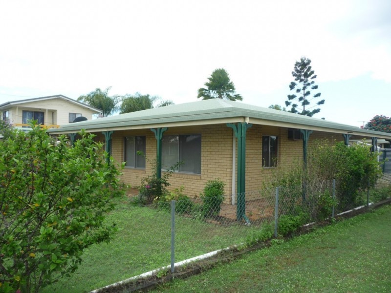 12 HOMANN STREET, Buxton QLD 4660