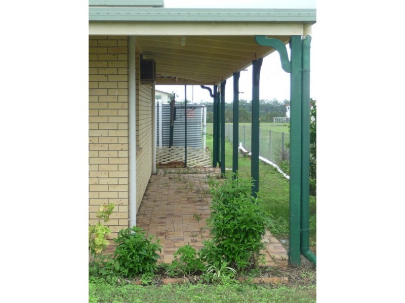 12 HOMANN STREET, Buxton QLD 4660