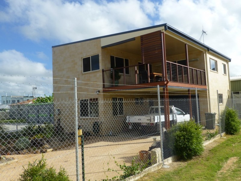 25 EDWARD STREET, Biggenden QLD 4621