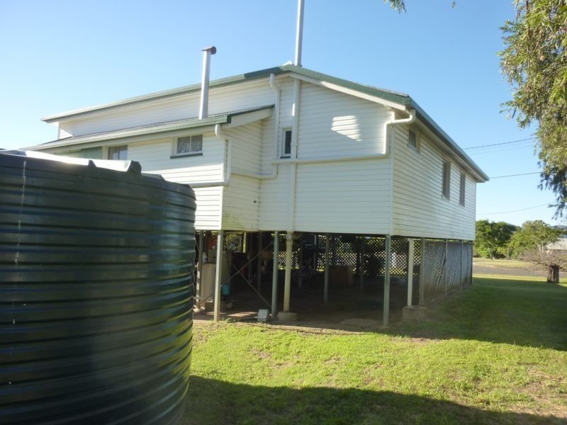 48 Edward Street, Biggenden QLD 4621