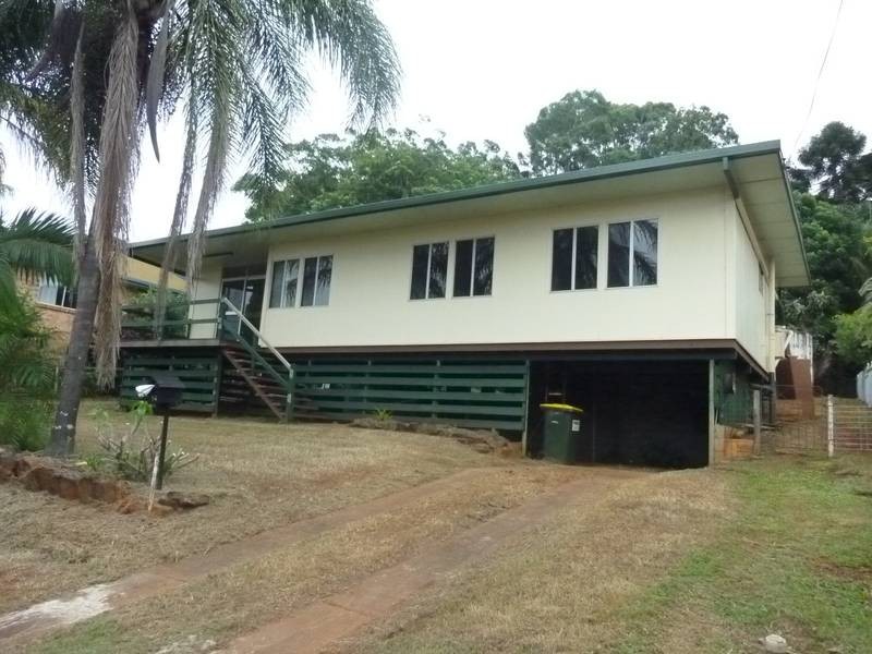 14 ELIZABETH STREET, Childers QLD 4660