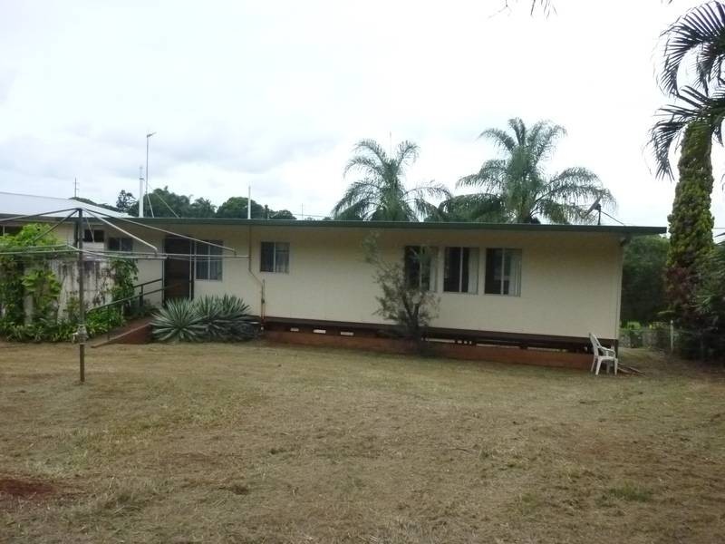 14 ELIZABETH STREET, Childers QLD 4660