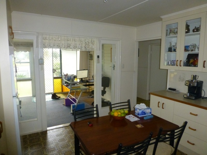 32 VICTORIA STREET, Biggenden QLD 4621