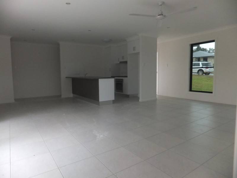 4 STRINGYBARK COURT, Apple Tree Creek QLD 4660