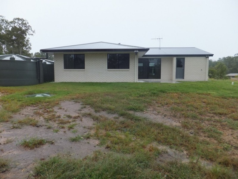 4 STRINGYBARK COURT, Apple Tree Creek QLD 4660