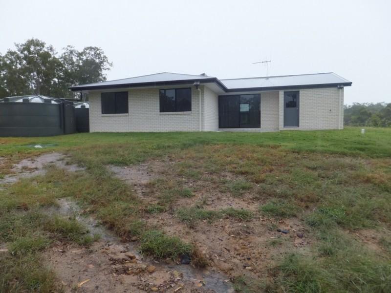 4 STRINGYBARK COURT, Apple Tree Creek QLD 4660