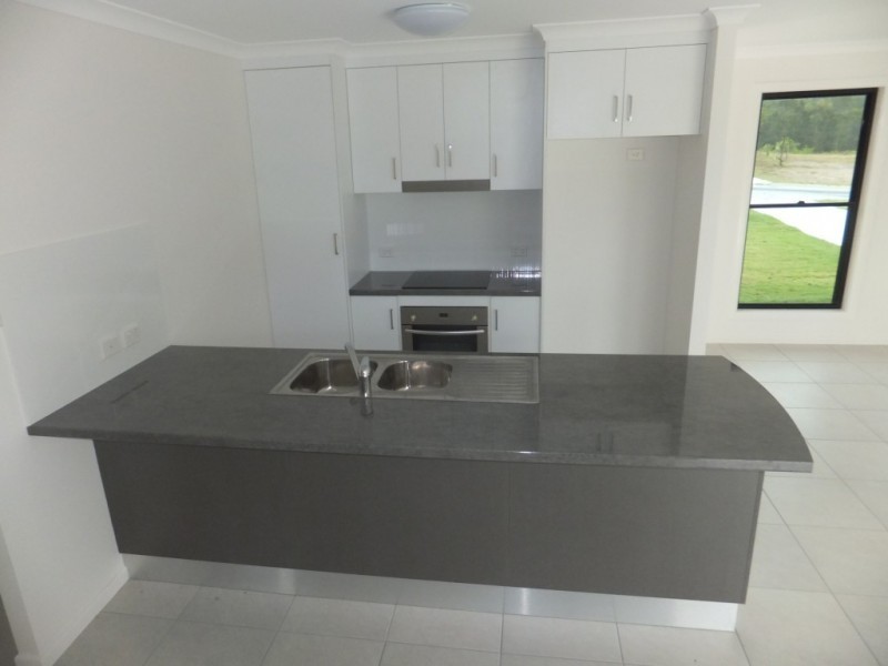 4 STRINGYBARK COURT, Apple Tree Creek QLD 4660