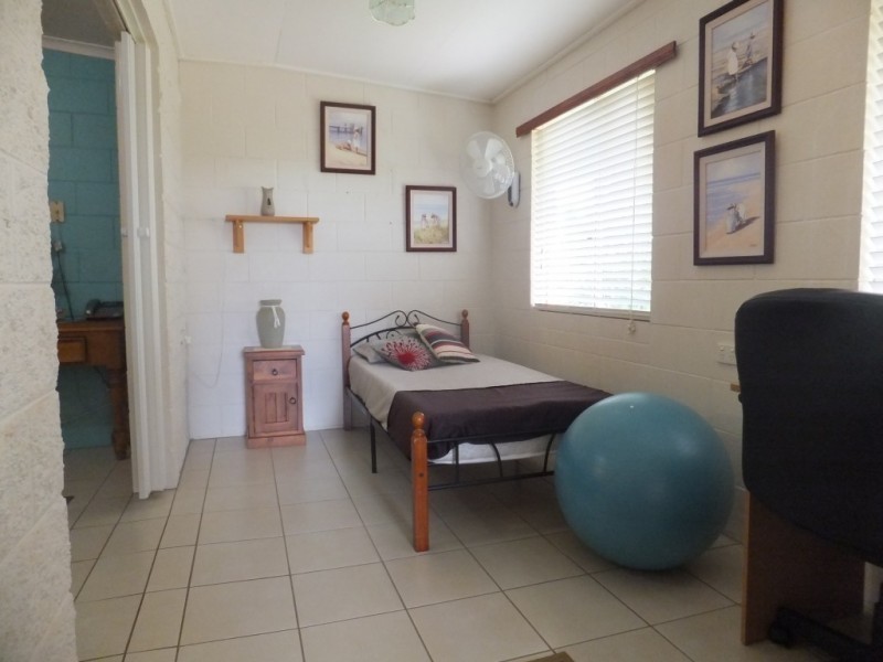 11 CHURCHILL STREET, Childers QLD 4660