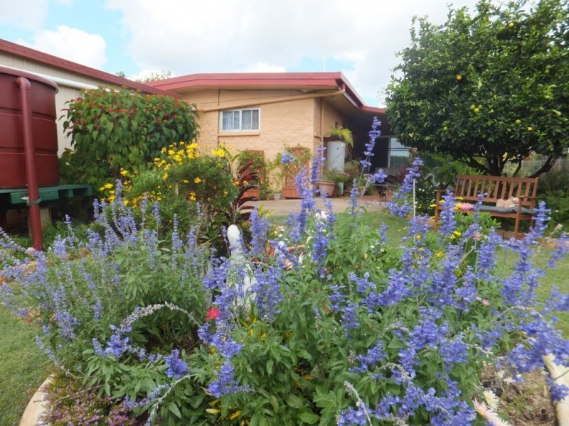 11 CHURCHILL STREET, Childers QLD 4660