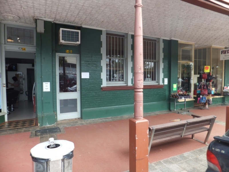 54 CHURCHILL STREET, Childers QLD 4660