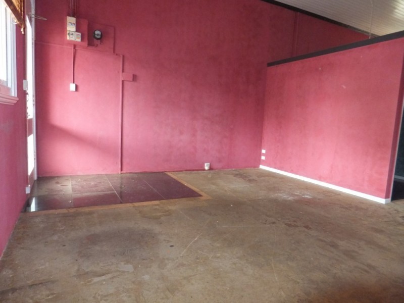 54 CHURCHILL STREET, Childers QLD 4660