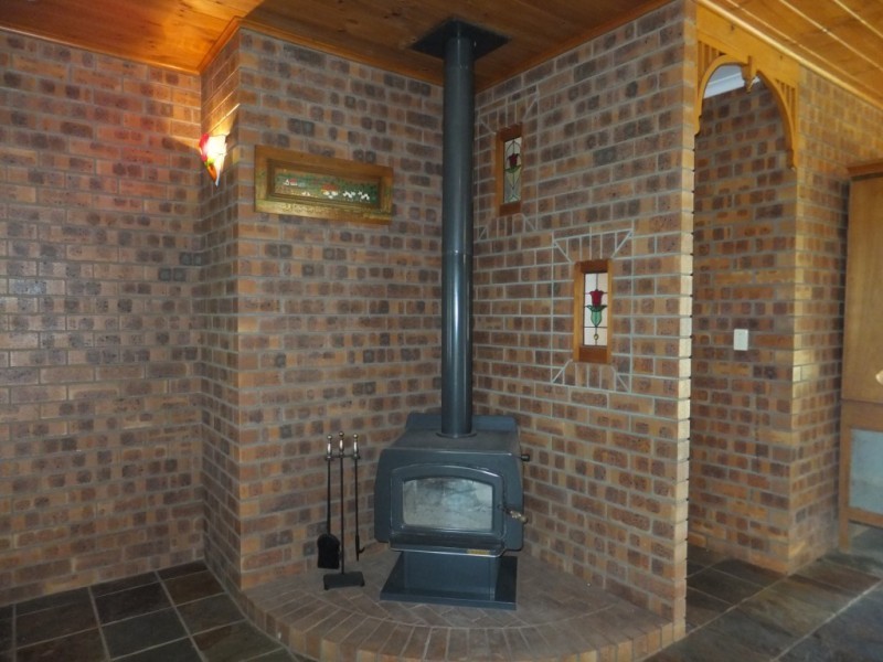 95 NEIGHBOURS ROAD, Redridge QLD 4660