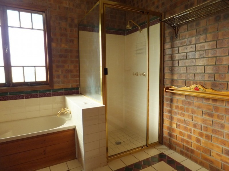 95 NEIGHBOURS ROAD, Redridge QLD 4660