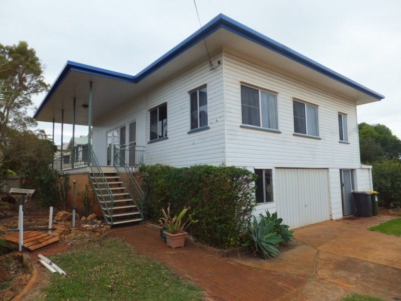 17 NORTH STREET, Childers QLD 4660