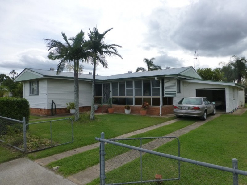 32 VICTORIA STREET, Biggenden QLD 4621